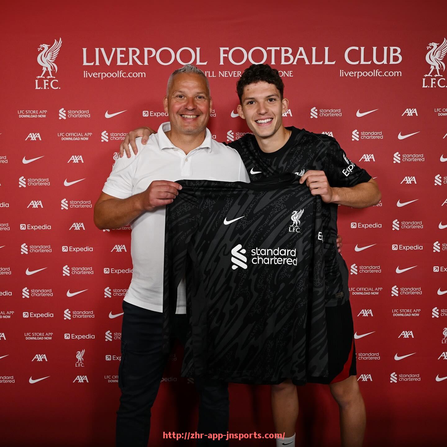 江南体育APP下载-德甲如何评价球队:基于历史与成绩的分析