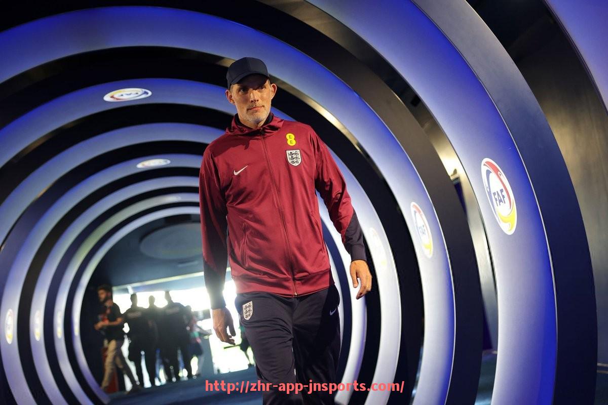 江南体育APP下载-世俱杯主帅对球员位置调整的战术策略与实战影响分析