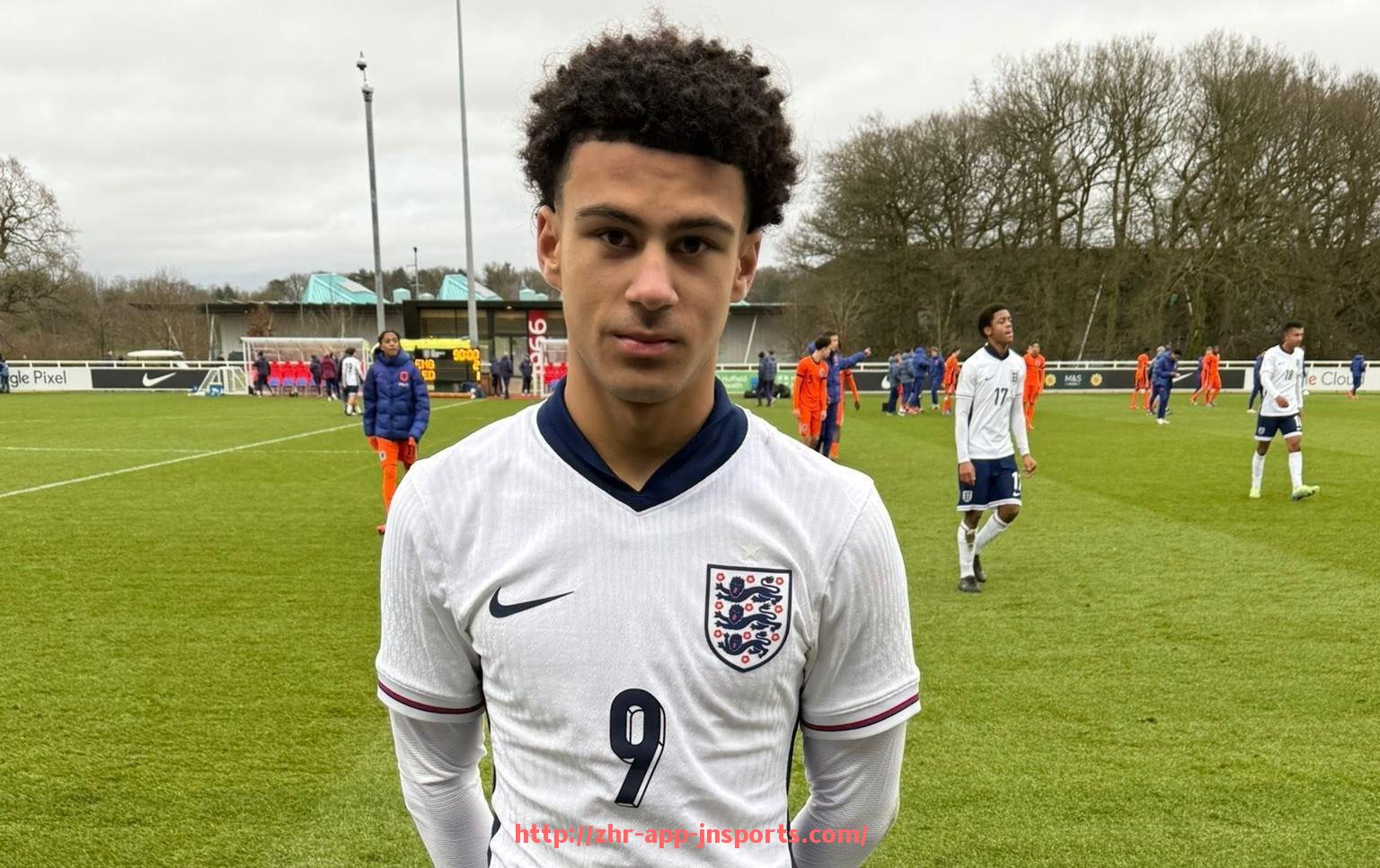 江南体育APP下载-法甲比赛策略深度解析及各球队应对方法比较